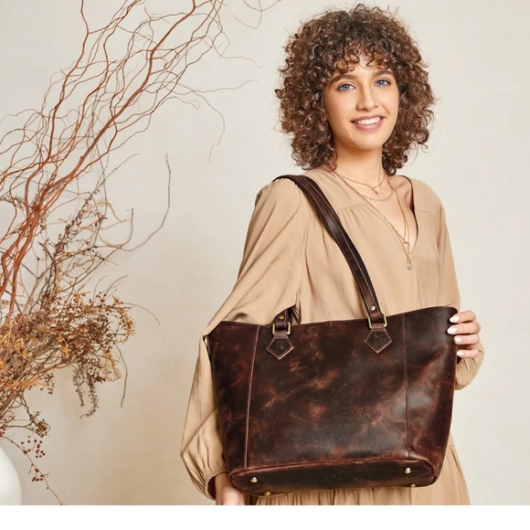 S-Zone distressed leather tote - NWOT - never worn! - Picture 6 of 14